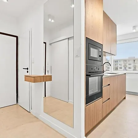 Spacious 2-bedroom Family In Ruzinov Братислава