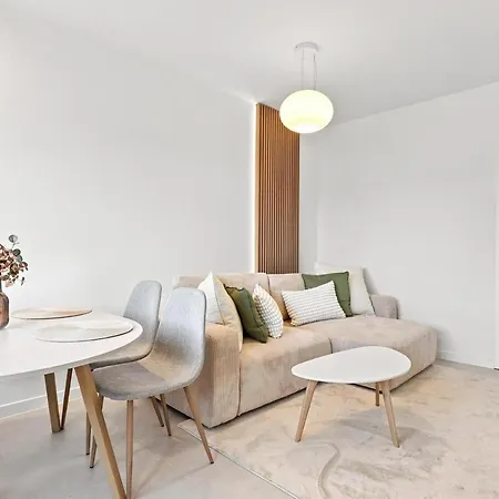 Spacious 2-bedroom Family In Ruzinov Братислава